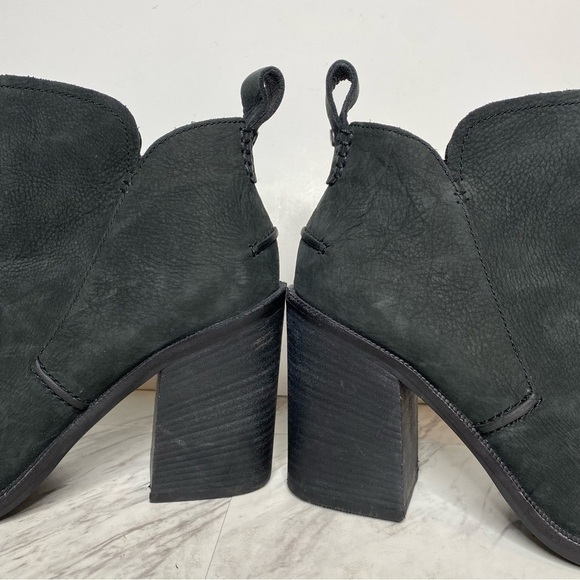 UGG Pixley Black Heeled Bootie 9 - Picture 8 of 13